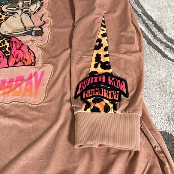 Death Row Records "Dr. Bombay" Velour Crewneck Sweatshirt - Picture 4 of 10